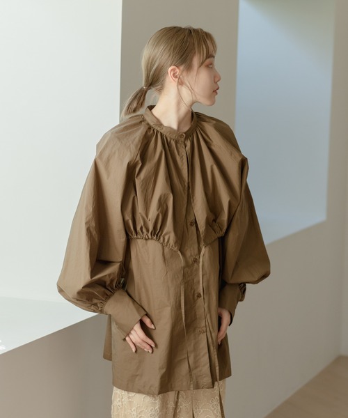 Kastane(カスタネ)の「ギャザーアレンジブラウス(シャツ/ブラウス・レディース・オリーブ/ブラウン/オフホワイト・FREE)」の11枚目の写真