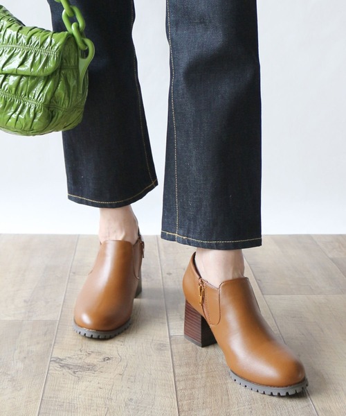 Fin（フィン）の「タンクソールショートブーティー（ブーツ・レディース・ブラック/キャメル・23.5cm/22.5cm/24.5cm/23cm/24cm/25cm）」の9枚目の写真