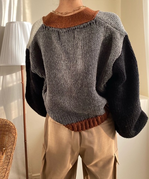 Jewelobe(ジュエローブ)の「配色ニットカーディガン(カーディガン/ボレロ・レディース・ブラウン/カーキ/アイボリー・FREE)」の15枚目の写真