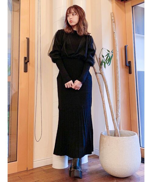 dazzlin（ダズリン）の「チュールスリーブマーメイドニット