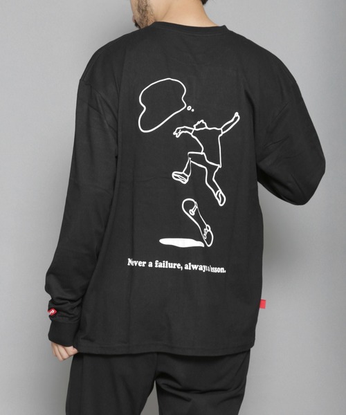 CERCA(チェルカ)の「BEYES/プリント L/S C/N(Tシャツ/カットソー・メンズ・ホワイト/ベージュ/ブラック・MEDIUM/LARGE)」の1枚目の写真