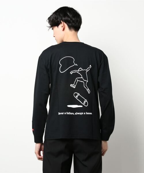 CERCA(チェルカ)の「BEYES/プリント L/S C/N(Tシャツ/カットソー・メンズ・ホワイト/ベージュ/ブラック・MEDIUM/LARGE)」の7枚目の写真