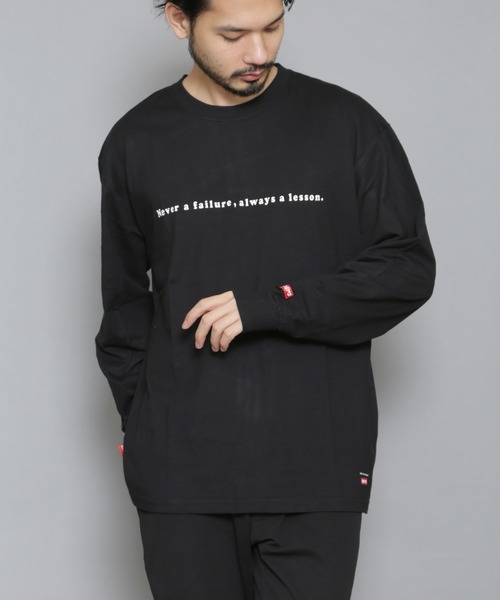 CERCA(チェルカ)の「BEYES/プリント L/S C/N(Tシャツ/カットソー・メンズ・ホワイト/ベージュ/ブラック・MEDIUM/LARGE)」の12枚目の写真
