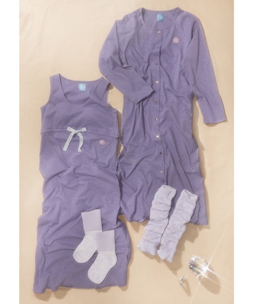 Chut！ INTIMATES（シュットインティメイツ）の「【綿100%】ロングスリーブ ドレス (C364)（ルームウェア/パジャマ・レディース・ライトベージュ/パープル・M/L）」の7枚目の写真