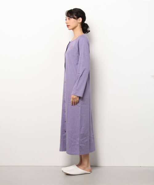 Chut！ INTIMATES（シュットインティメイツ）の「【綿100%】ロングスリーブ ドレス (C364)（ルームウェア/パジャマ・レディース・ライトベージュ/パープル・M/L）」の16枚目の写真