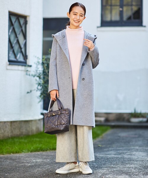 J.PRESS Ladies(J.プレス レディス)の「アンゴラビーバー フーデッドコート(その他アウター・レディース・ライトグレー系/ベージュ系/ネイビー系・XS)」の20枚目の写真