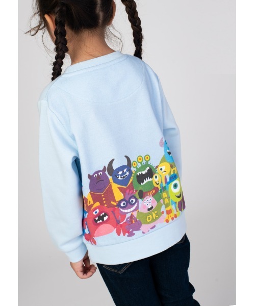 Design Tshirts Store graniph(デザイン ティーシャツ ストア グラニフ)の「ユニバーシティ フレンズ(モンスターズ)|キッズスウェット(スウェット・キッズ・ライトブルー・100/110/120/130/140)」の9枚目の写真