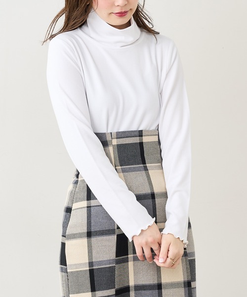 natural couture(ナチュラルクチュール)の「便利な微起毛カットタートル(Tシャツ/カットソー・レディース・ブラック/ベージュ/ブラウン/オフホワイト/ピンク/グリーン・FREE)」の9枚目の写真