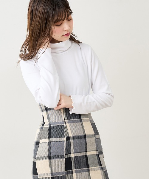 natural couture(ナチュラルクチュール)の「便利な微起毛カットタートル(Tシャツ/カットソー・レディース・ブラック/ベージュ/ブラウン/オフホワイト/ピンク/グリーン・FREE)」の10枚目の写真
