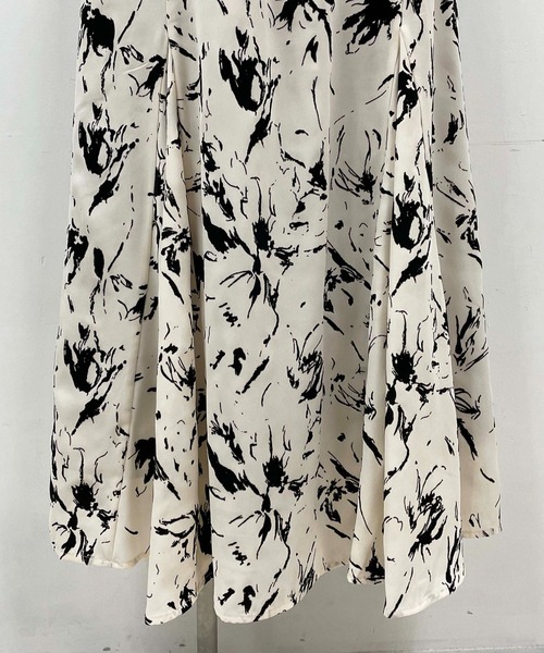 PICCIN(ピッチン)の「フロッキープリントマーメイドスカート(スカート・レディース・ブラック/オフホワイト・M/L)」の20枚目の写真