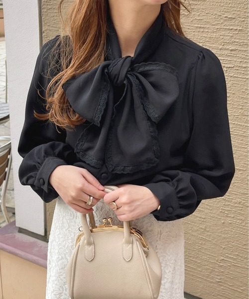 apres jour（アプレジュール）の「レースボウタイブラウス【ZOZOTOWN限定アイテム】（シャツ/ブラウス・レディース・ブラック/ブルー系その他/オフホワイト・フリー/X-LARGE）」の13枚目の写真