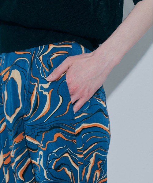 VACANCY（ヴァカンシー）の「マルチウェーブ柄セットアップストレートイージーパンツ/アソート柄（その他パンツ・レディース・ブルー/その他/ナチュラル/ブラウン・FREE/MEDIUM/TALL）」の18枚目の写真