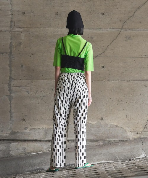 VACANCY（ヴァカンシー）の「マルチウェーブ柄セットアップストレートイージーパンツ/アソート柄（その他パンツ・レディース・ブルー/その他/ナチュラル/ブラウン・FREE/MEDIUM/TALL）」の13枚目の写真