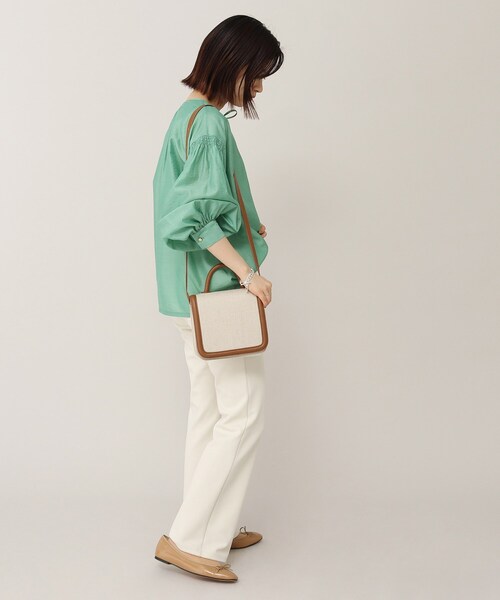 UNTITLED（アンタイトル）の「◆【STORY掲載】パイピングリネンショルダー（ショルダーバッグ・レディース・キャメル/ブラック系4・00）」の13枚目の写真