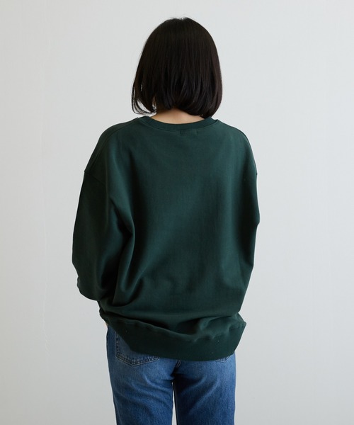 VIBGYOR（ヴィブジョー）の「【CHICHI】PARAMUS MINNESOTA LOGO / パラマス ミネソタ アーチロゴ 配色刺繍 クルーネック スウェット（スウェット・レディース・ネイビー/グリーン/グレー系その他・FREE）」の5枚目の写真
