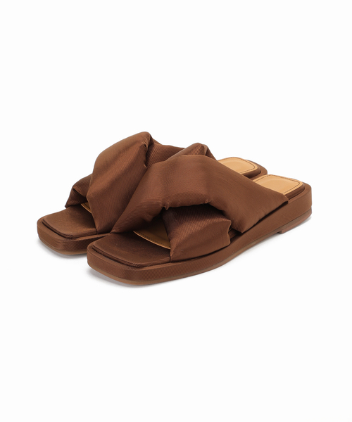 LE TALON（ルタロン）の「GRISE  PUFFクロスサンダル（サンダル・レディース・ベージュ/ブラウン/グリーン・SMALL/MEDIUM/LARGE/X-LARGE/X-SMALL）」の15枚目の写真