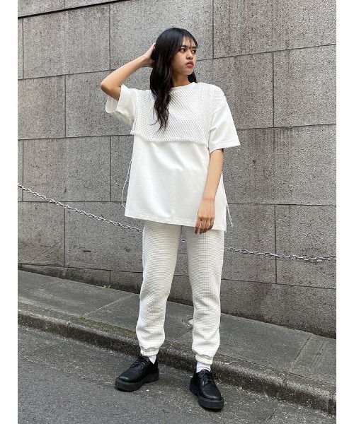 ENVYM（アンビー）の「バックドロストビッグＴｅｅ（Tシャツ/カットソー・レディース・ホワイト/ブラック/イエロー・FREE）」の13枚目の写真