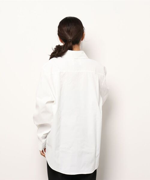 epine（エピヌ）の「Ee embroidery big shirt white（シャツ