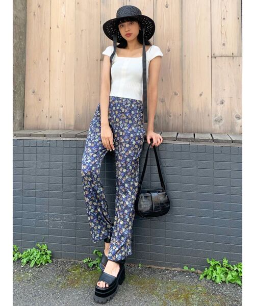 EMODA（エモダ）の「ワイドタイハット（ハット・レディース・ブラック/ベージュ・FREE）」の15枚目の写真