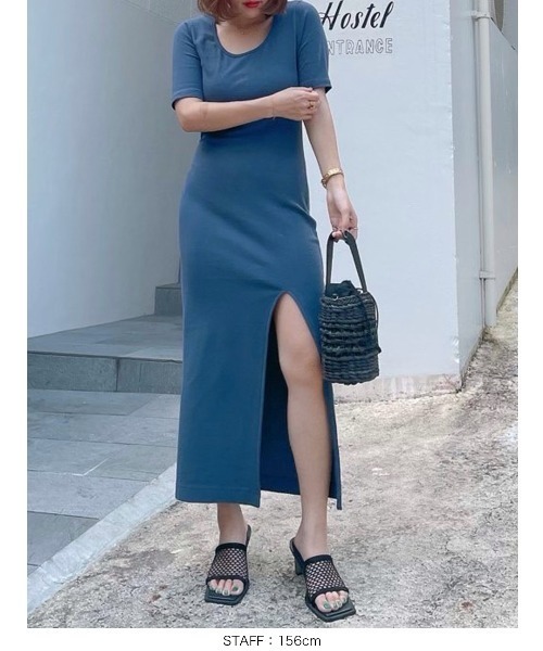 Vicente(ヴィセンテ)の「High slit maxi onepiece(ワンピース・レディース・ブラック/グレー/ブルー・FREE)」の5枚目の写真