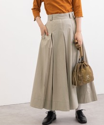ボックスプリーツロングスカート