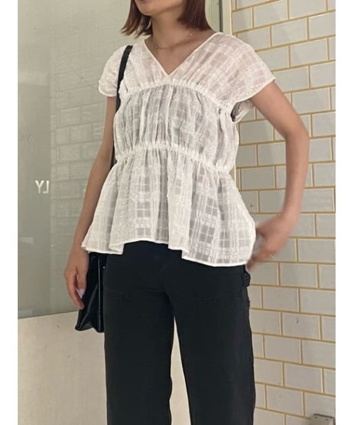 MOUSSY（マウジー）の「GATHERED SLEEVELESS ブラウス（シャツ/ブラウス・レディース・ブラック/ダークブラウン/オフホワイト・FREE）」の19枚目の写真