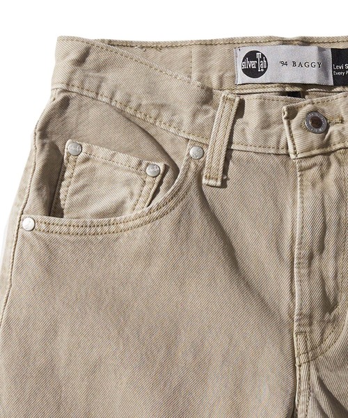 Levi's(リーバイス)の「Levi's/リーバイス SILVERTAB バギーデニム 94 BAGGY TAN ストーンウォッシュ(デニムパンツ・レディース・マルチ・28inch/24inch/27inch/25inch/26inch/23inch)」の5枚目の写真