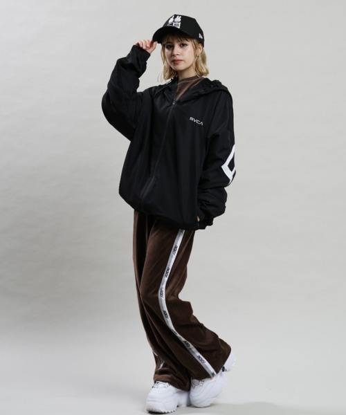 RVCA(ルーカ)の「RVCA/ルーカ ビッグシルエット/オーバーサイズ/撥水ナイロンジャケット BC044-767(ナイロンジャケット・レディース・ホワイト/ブラック・M/S)」の14枚目の写真