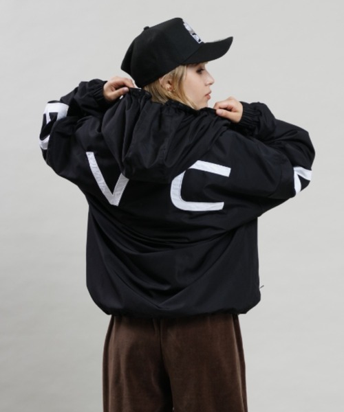 RVCA(ルーカ)の「RVCA/ルーカ ビッグシルエット/オーバーサイズ/撥水ナイロンジャケット BC044-767(ナイロンジャケット・レディース・ホワイト/ブラック・M/S)」の13枚目の写真