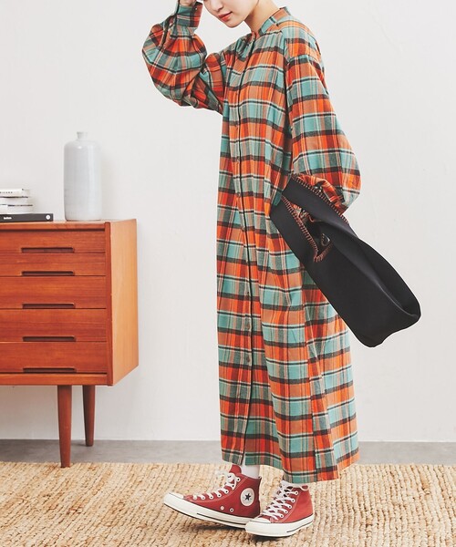 coen（コーエン）の「THE ALASKAN(アラスカン）別注ネルシャツワンピース（シャツワンピース・レディース・ブラウン/ワイン/オレンジ・M/L）」の3枚目の写真