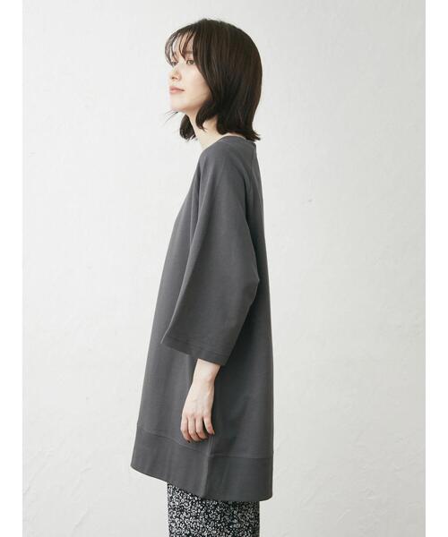 Green Parks(グリーンパークス)の「7分袖オーバーサイズラグランチュニック(Tシャツ/カットソー・レディース・ブラウン/イエロー/ダークグレー/オフホワイト・FREE)」の14枚目の写真