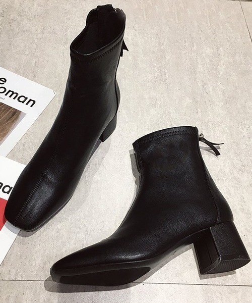 Nia（ニア）の「Nia/スクエアトゥショートブーツ（ブーツ・レディース・ブラック/ベージュ・36/38）」の9枚目の写真