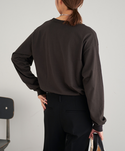 FRAMeWORK（フレームワーク）の「カバーページロゴロンT（Tシャツ/カットソー・レディース・ホワイト/ネイビー/チャコールグレー・FREE）」の6枚目の写真