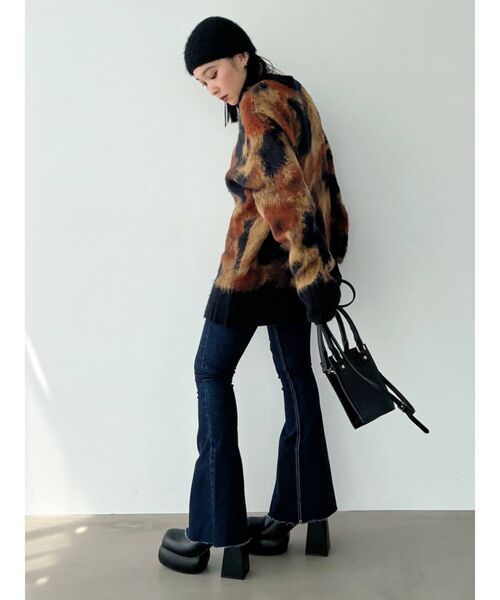 EMODA(エモダ)の「ルーズカバーチャンキーブーツ(ブーツ・レディース・ブラック/アイボリー・SMALL/MEDIUM/LARGE)」の6枚目の写真