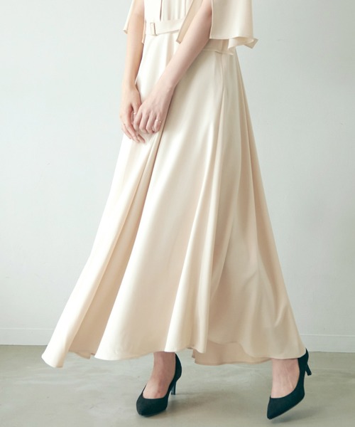 Dita Muaj.（ディータムアージュ）の「【ZOZO限定】スリーブスリットフレアワンピース（ワンピース・レディース・ネイビー/アイボリー・FREE）」の9枚目の写真