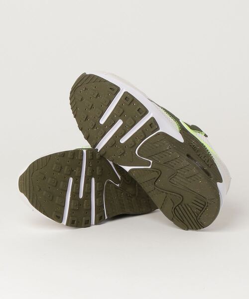 NIKE（ナイキ）の「ナイキ NIKE ナイキ エア マックス エクシー PS（スニーカー・キッズ・ベージュ・18.0cm/17.0cm/20.0cm/22.0cm/19.0cm/21.5cm/21.0cm）」の3枚目の写真