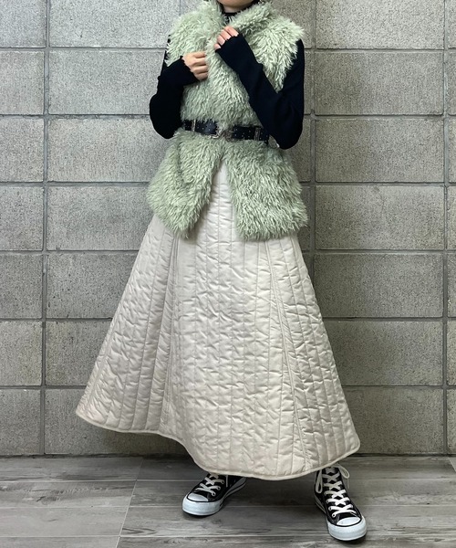 mi via loca(ミヴィアロカ)の「ストライプキルティングフレアスカート(スカート・レディース・ライトベージュ/ブラック・FREE)」の21枚目の写真