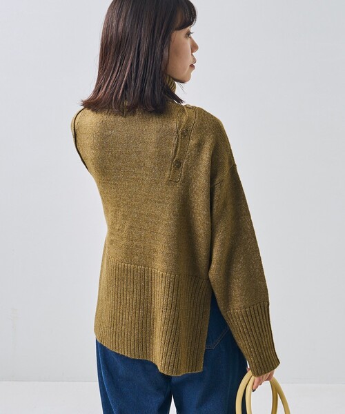 PUBLUX(パブリュクス)の「PUBLUX/パブリュクス 2WAY肩開きハイネックニット(ニット/セーター・レディース・ナチュラル/ブラック/グリーン・フリ-)」の8枚目の写真