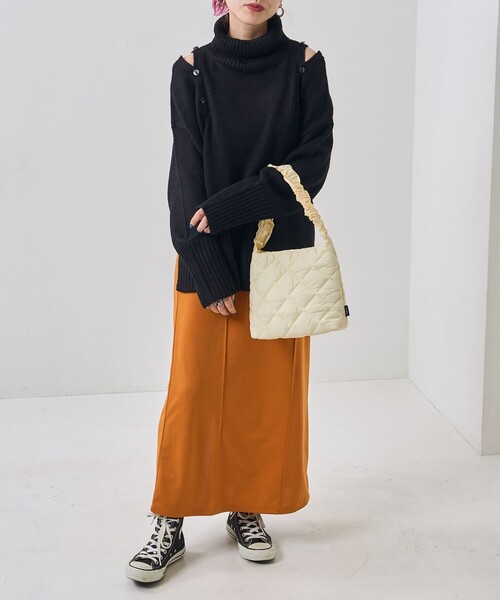 PUBLUX(パブリュクス)の「PUBLUX/パブリュクス 2WAY肩開きハイネックニット(ニット/セーター・レディース・ナチュラル/ブラック/グリーン・フリ-)」の11枚目の写真