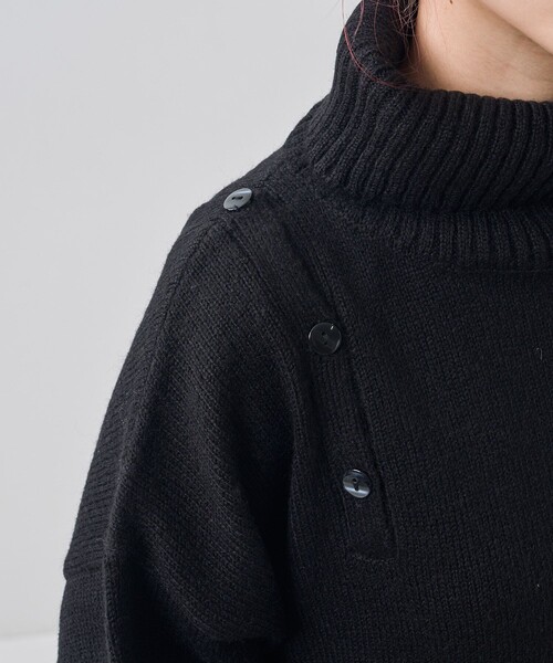 PUBLUX(パブリュクス)の「PUBLUX/パブリュクス 2WAY肩開きハイネックニット(ニット/セーター・レディース・ナチュラル/ブラック/グリーン・フリ-)」の18枚目の写真