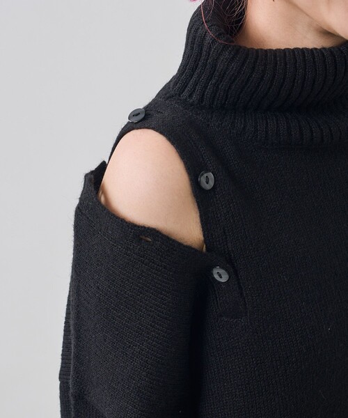 PUBLUX(パブリュクス)の「PUBLUX/パブリュクス 2WAY肩開きハイネックニット(ニット/セーター・レディース・ナチュラル/ブラック/グリーン・フリ-)」の22枚目の写真