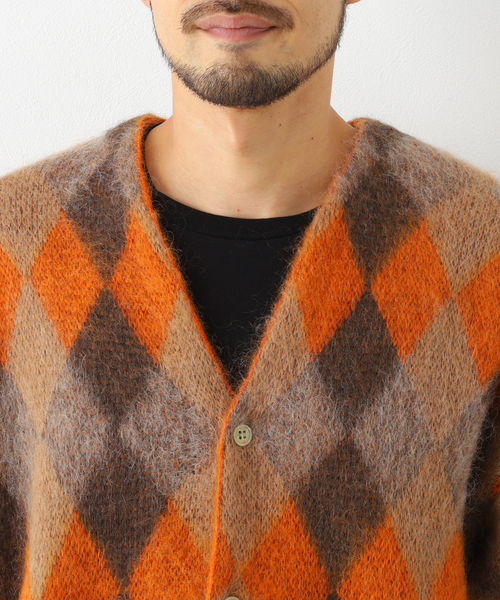 JOURNAL STANDARD J.S HOMESTEAD(ジャーナルスタンダードホームステッド)の「【J.S.Homestead】5G KID-MOHAIR WJQ RETRO ARGYLE C/D(カーディガン/ボレロ・メンズ・パープル/イエロー/オレンジ/ブルー系その他・MEDIUM/LARGE)」の6枚目の写真