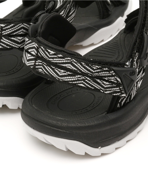Teva（テバ）の「TEVA / テラファイライト サンダル（サンダル・レディース・ブラック・6/8/7/5）」の9枚目の写真