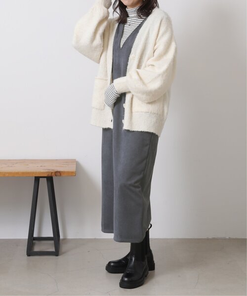 RAY CASSIN（レイカズン）の「スエードツイルVネックワンピース（ジャンパースカート・レディース・マスタード/ブルー/ブラック・FREE）」の17枚目の写真