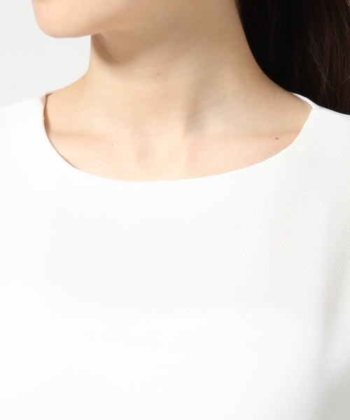 LEPSIM(レプシィム)の「ビジューネック2WAYブラウス 559622(シャツ/ブラウス・レディース・オフホワイト/ベージュ/ダークネイビー・FREE)」の13枚目の写真