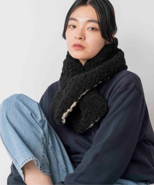 Casselini（キャセリーニ）の「Casselini(キャセリーニ)リバーシブルティペット（マフラー・レディース・ブルー/オフホワイト/アニマル・FREE）」の6枚目の写真