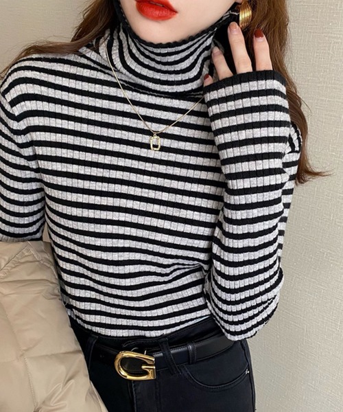 DIAVEL（ディアベル）の「タートルネックボーダーニット（ニット/セーター・レディース・グレー/ベージュ/ホワイト/グリーン・M）」の2枚目の写真