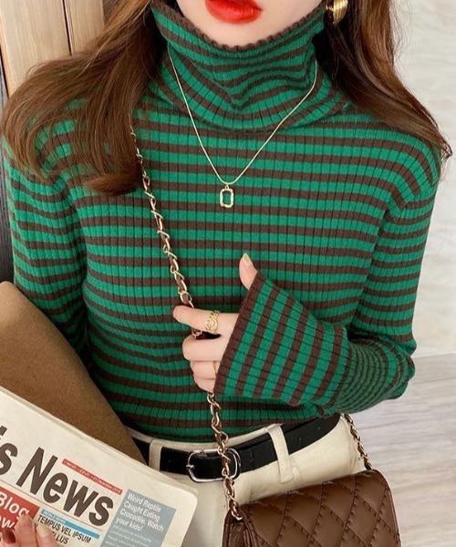 DIAVEL（ディアベル）の「タートルネックボーダーニット（ニット/セーター・レディース・グレー/ベージュ/ホワイト/グリーン・M）」の4枚目の写真