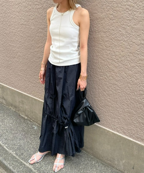 AIC.（エーアイシー）の「クロスストラップポインテッドトゥサンダル（サンダル・レディース・グリーン/ベージュ/ブラック/シルバー/オフホワイト・SMALL/MEDIUM/LARGE）」の14枚目の写真