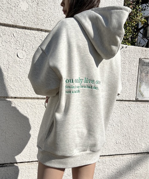 one way（ワンウェイ）の「ロゴBIGパーカー（スウェット・レディース・ライトグレー/ブラック/ホワイト・FREE）」の17枚目の写真